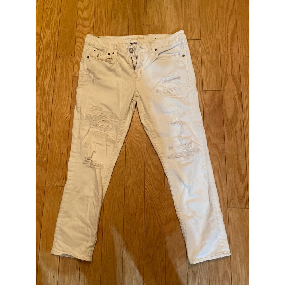 American Eagle White Slouchy Stretch Jeans